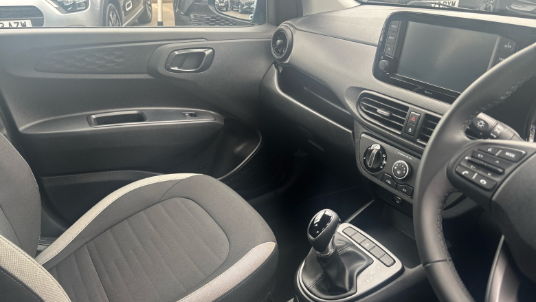 Hyundai i10 1.0 MPi SE Connect 5dr Auto Petrol Hatchback